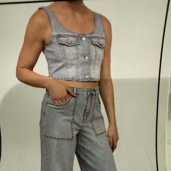 Vanilla Star Studded Cropped Denim Vest - Picture 2 of 3